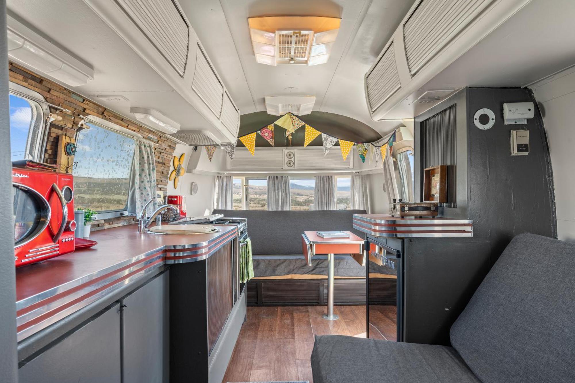 Starlite Vintage Camping *